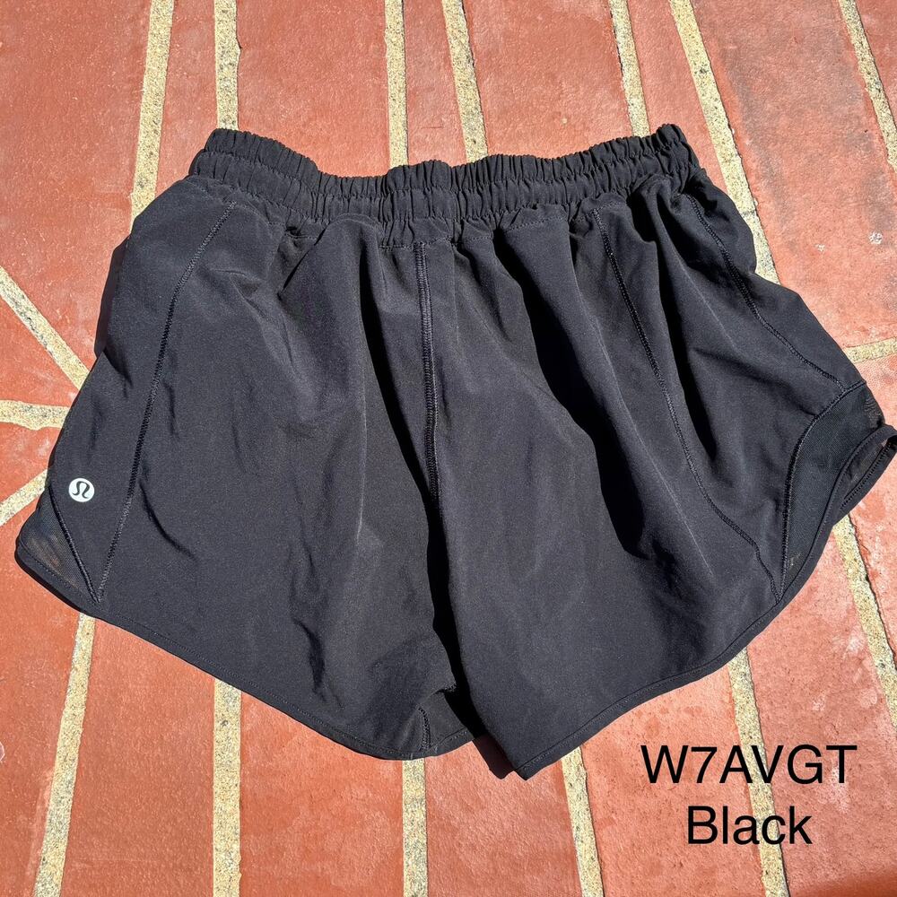 Lululemon Hotty Hot Short II Black 4”  W7AVGT 14